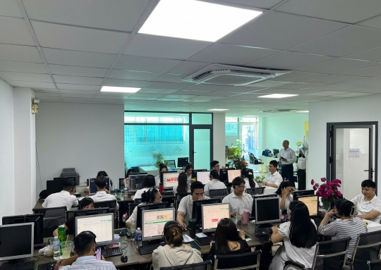 Về FIA Group 